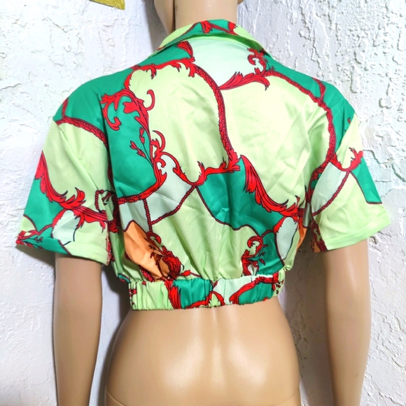 Green Baroque print shorts set - Picture 6 of 7